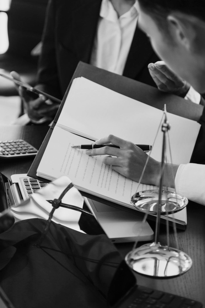 <span style="color: #6e1c15; background-color: #f9e8e6; padding: 4px 8px; border-radius: 4px; font-weight: bold;">Caso 1:  Resolución